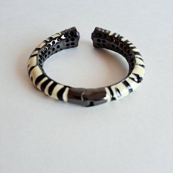 NEW Angelique De Paris Zebra Black and White Enamel Bangle Cuff Bracelet - Picture 6 of 15